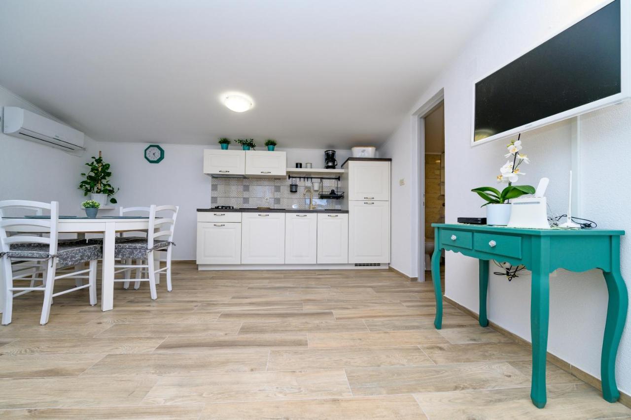 Krcina Holiday Home Cres Exterior foto